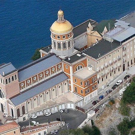 Baia Dei Delfini Aparthotel Furnari Eksteriør bilde